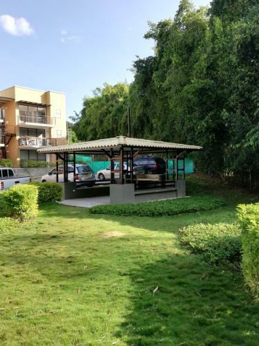 Apartamento Descanso Cafetero, Piscinas, Jacuzzi, Wifi