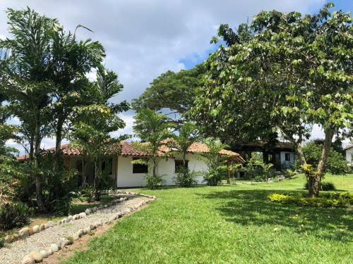 Hotel Finca Brasilia