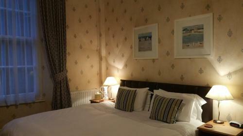 Hostal The Collingdale Guest House