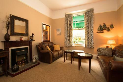 Hostal The Collingdale Guest House