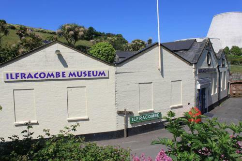 Hostal The Collingdale Guest House