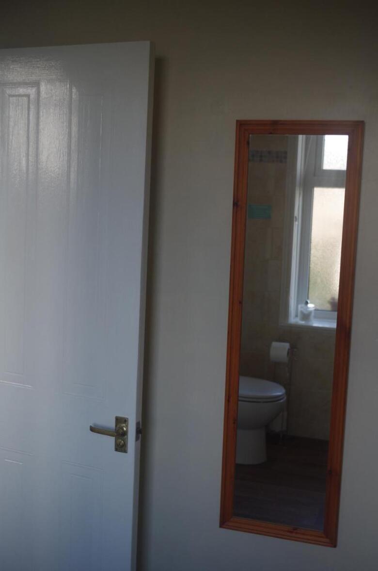 Hostal Varley House