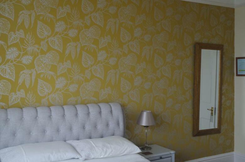 Hostal Varley House