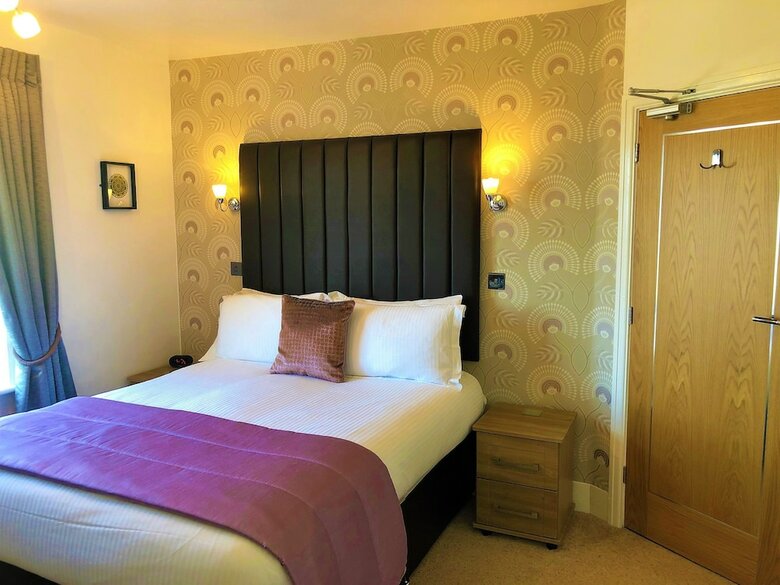 Hostal Marine Court