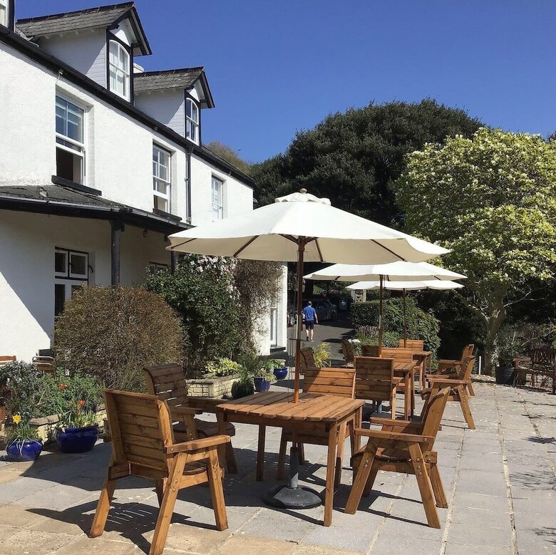 Hostal Epchris House