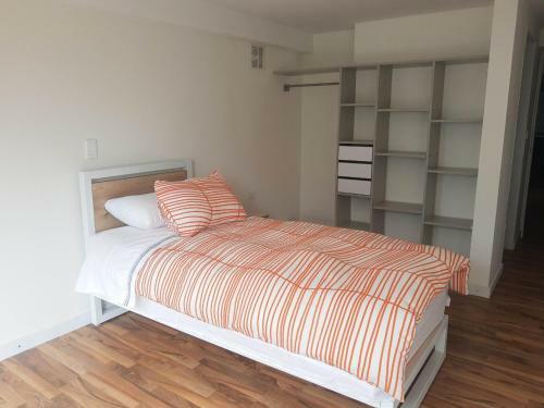 Bed & Breakfast Apartamento La Castellana
