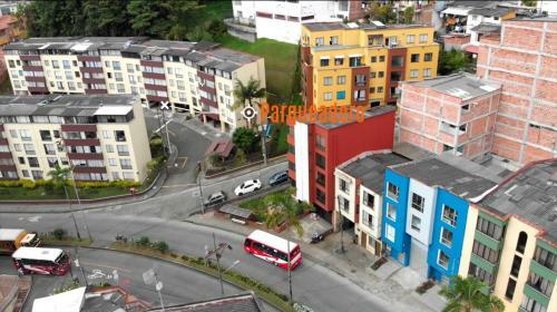 Agradable Y C�modo Apartamento De Dos Habitaciones