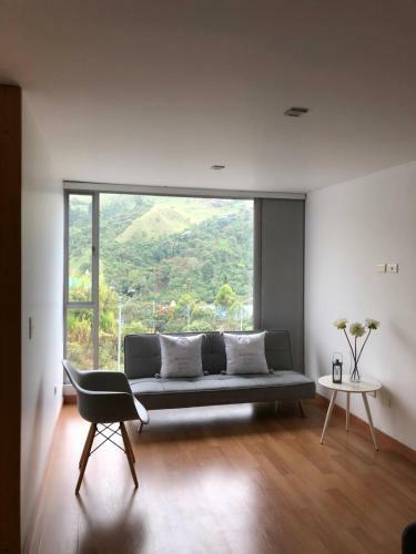 Apartamento Hermoso Con Excelente Vista Y Ubicaci�n