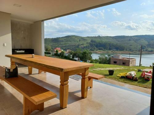 Casa Em Capit�lio Com 5 Su�tes