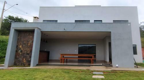 Casa Em Capit�lio Com 5 Su�tes