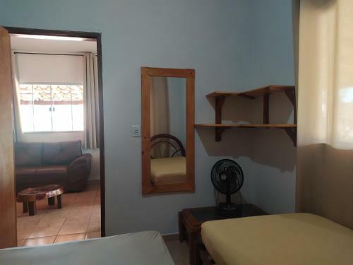 Casa Com Piscina, Entre Capit�lio E Escarpas!