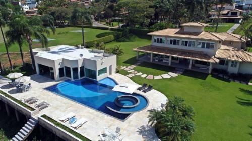 Escarpas Vip - Mans�o Frente Lago Em Capit�lio Com 10 Quartos