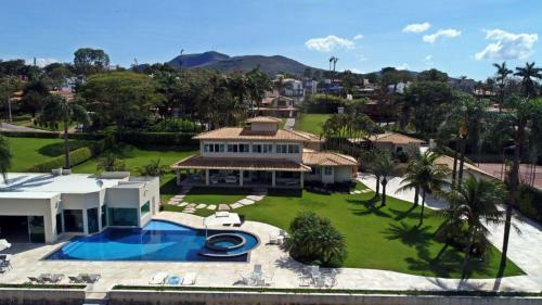 Escarpas Vip - Mans�o Frente Lago Em Capit�lio Com 10 Quartos