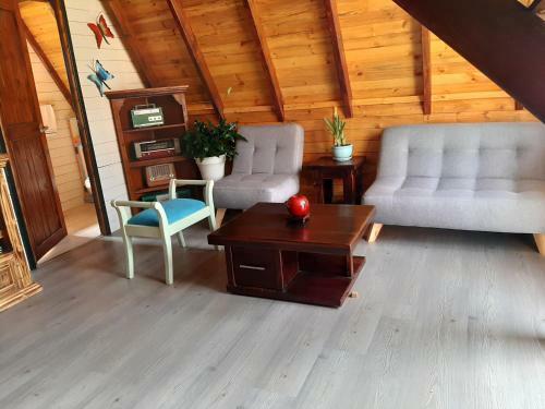 Caba�a De Madera El Molino
