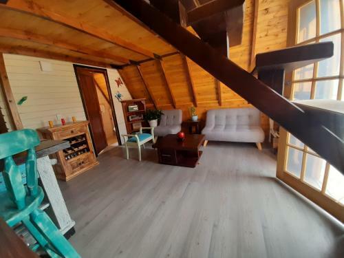 Caba�a De Madera El Molino