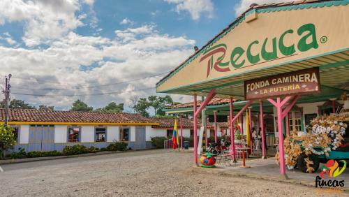Apartahotel A 3km Del Parque Del Caf�
