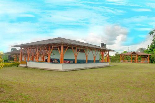 Hotel M�shoteles Finca La Dorada