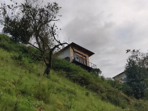 Villa Caba�a Biosostenible En La Monta�a