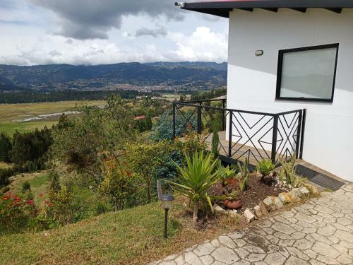Villa Caba�a Biosostenible En La Monta�a