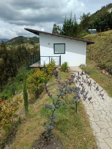 Villa Caba�a Biosostenible En La Monta�a
