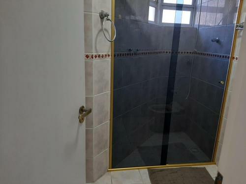 Casa Com Piscina Na Martim De S�