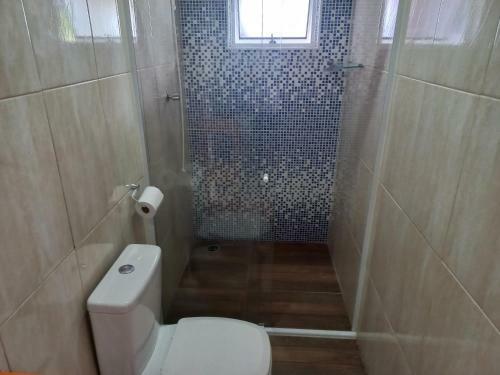 Casa Com Piscina Condom�nio Fechado