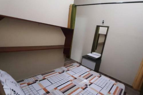 Casa Com Piscina Condom�nio Fechado