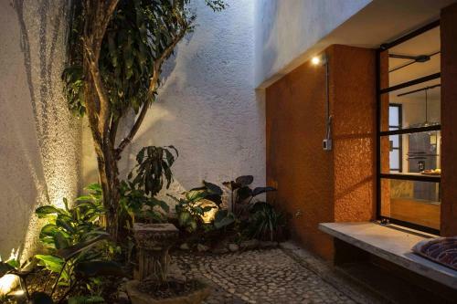 Lodge Colonial Villa In Laureles