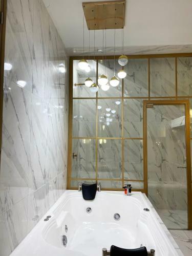 Hotel Lleras Park Concept