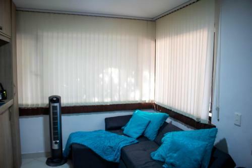 Apartaoficina Laureles - Wifi 200mb