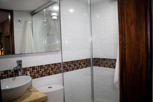 Apartaoficina Laureles - Wifi 200mb