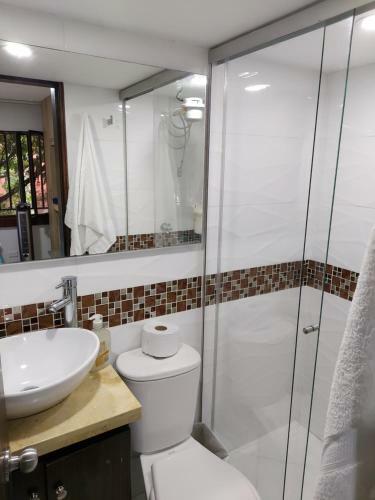 Apartaoficina Laureles - Wifi 200mb