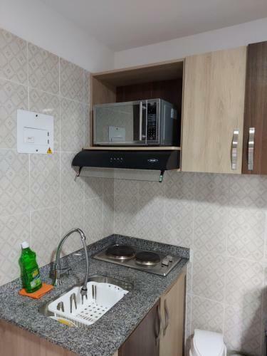 Apartaoficina Laureles - Wifi 200mb