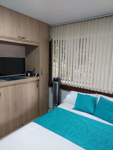 Apartaoficina Laureles - Wifi 200mb