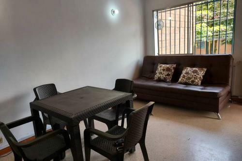 Casa Poblado- Manila. Parqueadero Gratuito!