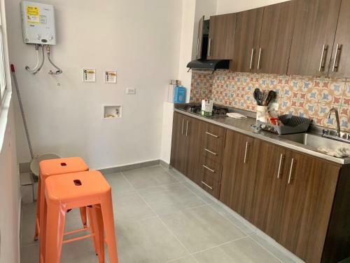 Charming Apartment In Downtown ? Home Aris 301