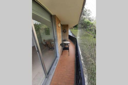 Apartamento De 2 Habitaciones Amoblado