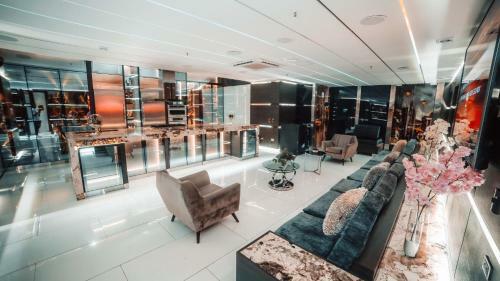 Apartamento 1million Suites