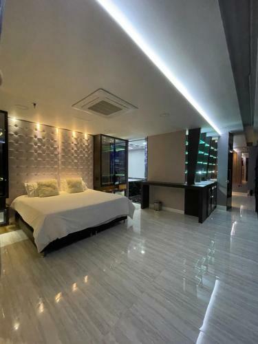 Apartamento 1million Suites