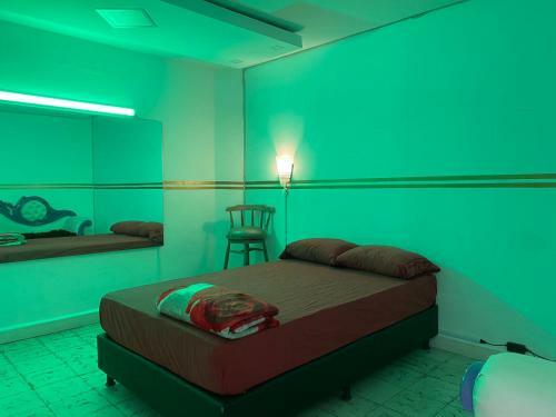 Hostal 420 Bousni Hostel