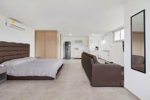Camelot Apartahotel