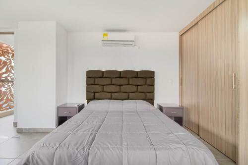 Camelot Apartahotel