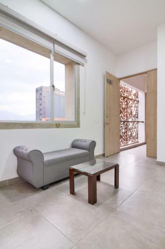 Camelot Apartahotel