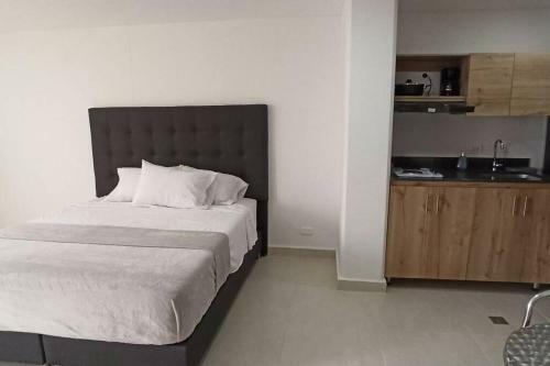 Apartaestudio Conquistadores 402