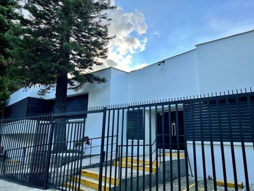 Villa The Grand Palace In El Poblado, Medellin
