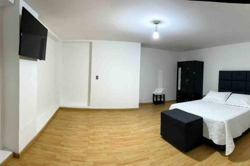 Villa The Grand Palace In El Poblado, Medellin