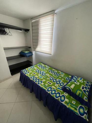 Apartamento En Medellin Amoblado Con 3 Habitaciones.