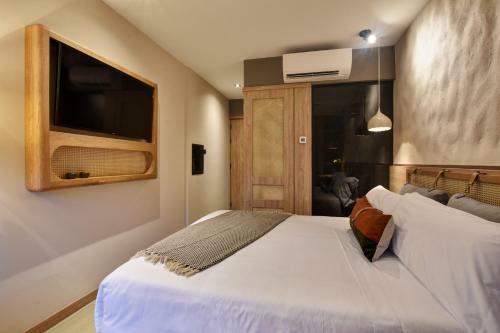 Landmark Hotel