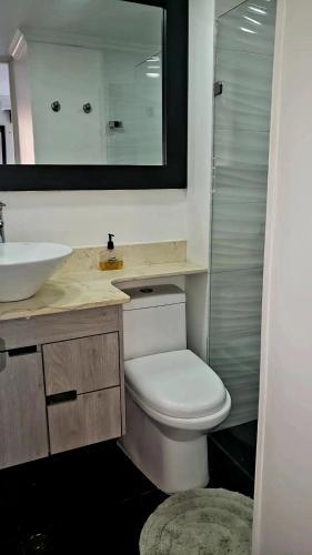Espectacular Apartamento, Con Servicios Incluidos En Unidad Cerrada.
