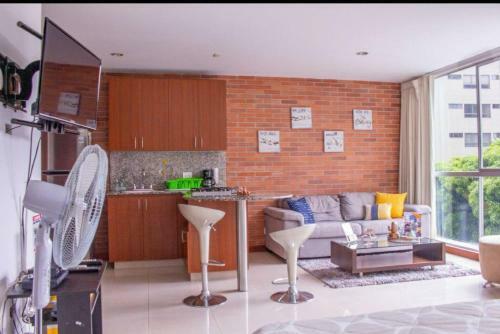 Apartment Blux Cerca Lleras, Piscina, Parqueadero